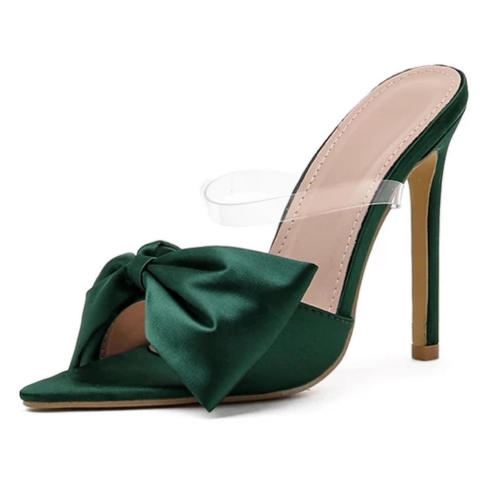 Green Mule pump with bow stiletto heels